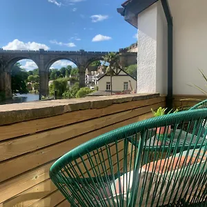 Hideaway Apartment